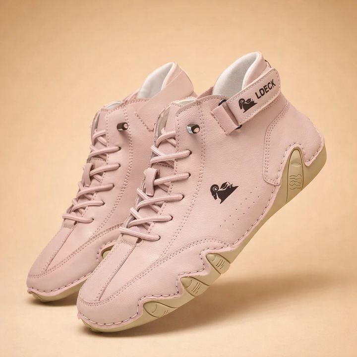 Stylish unisex casual shoes, comfortable and versatile. Features a warm lining and secure non-slip grip sole.
