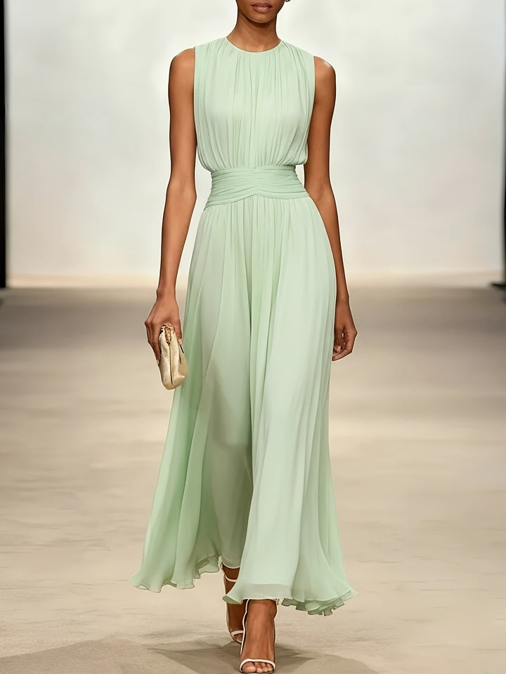 Comfortable yet elegant women's maxi dress with pleats & a stylish ruched waist. Perfect for summer events.