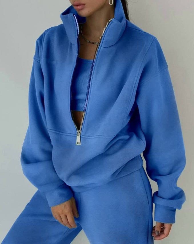 Evy Cozy Fleece Combo: Women's relaxed fit two-piece loungewear set for comfort wear and casual style.