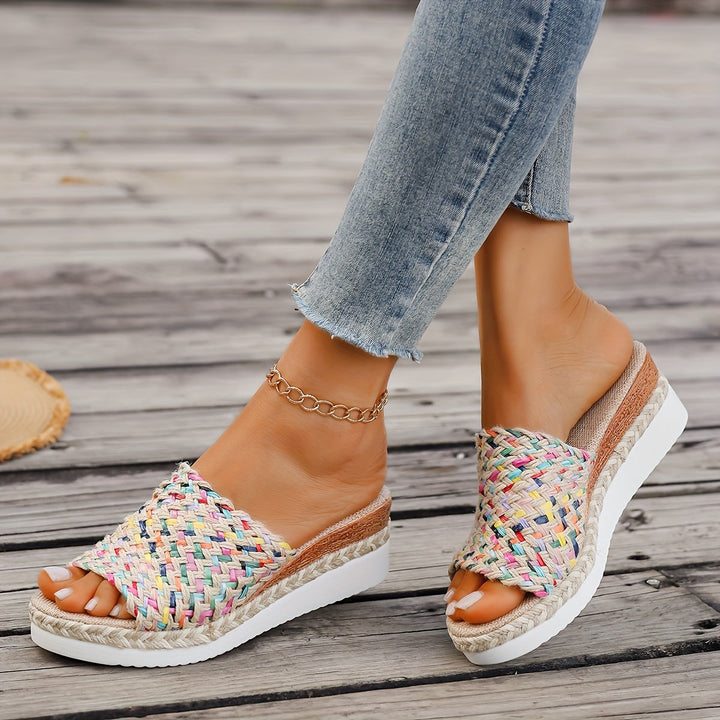 Elodie | Playful Charm, Everyday Comfort
