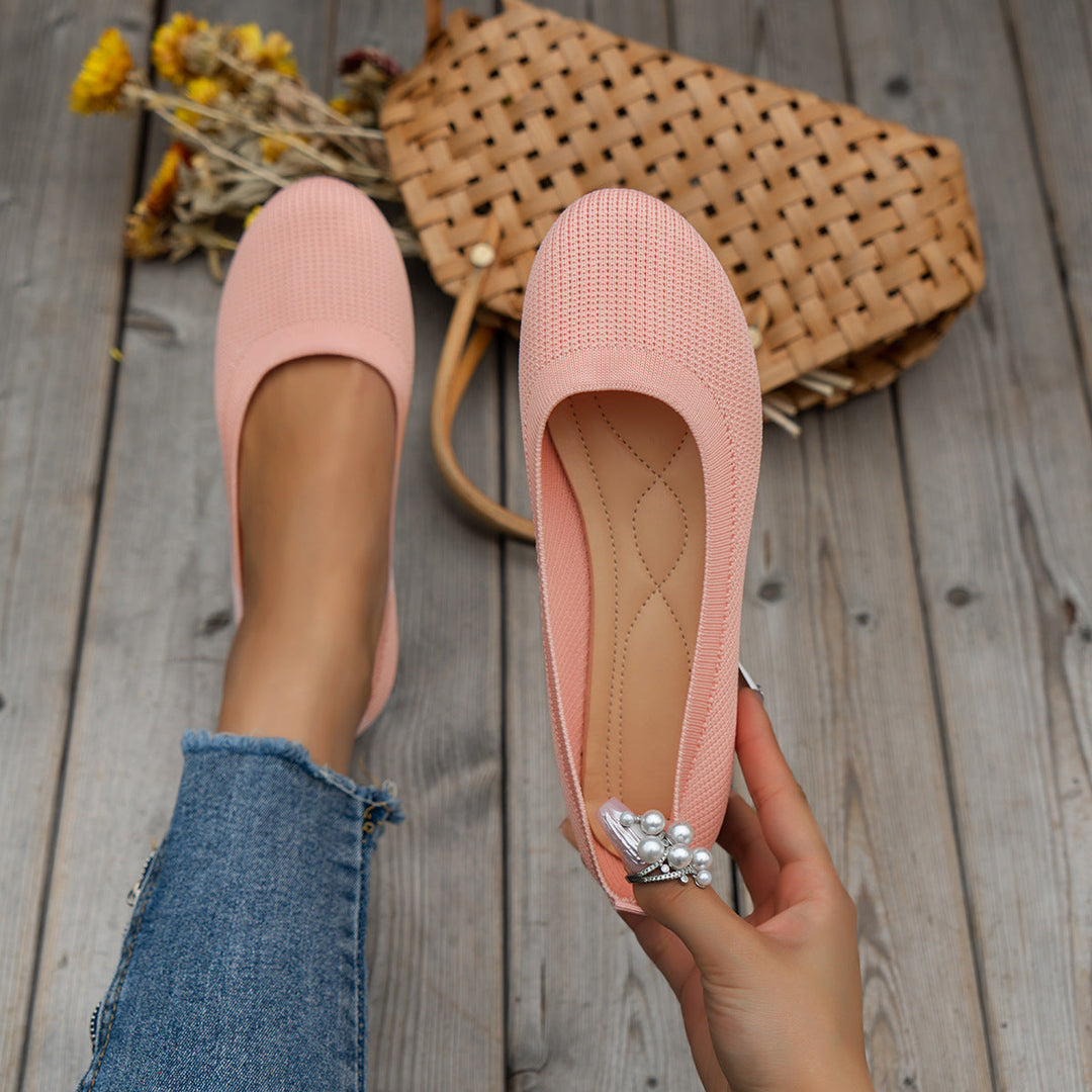 Grey women's slip-on sneakers, orthopedic support, wide fit, breathable comfort for walking.