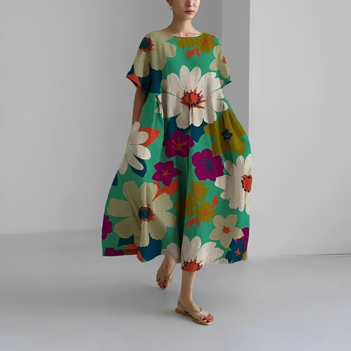 Women's summer wear maxi dress, a retro big swing design combining loose fit with effortless chic.