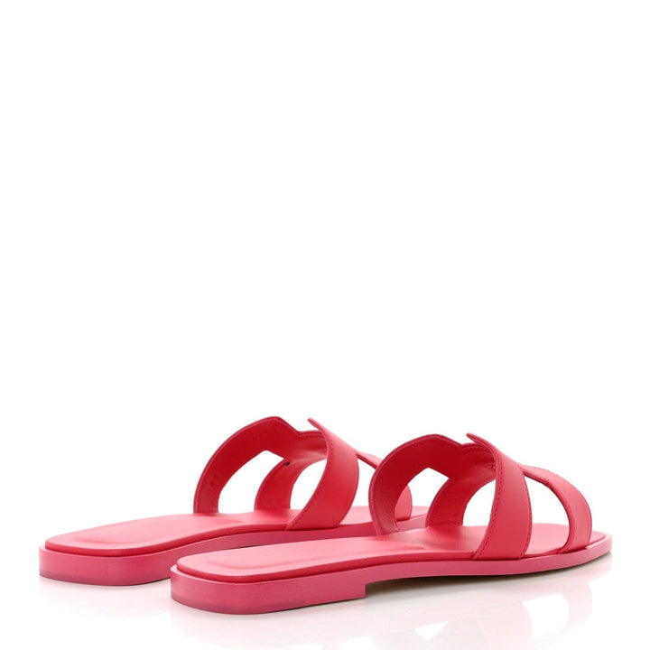 Ladies' luxurious comfort slippers. Elegant open-toe design for summer home & travel.
