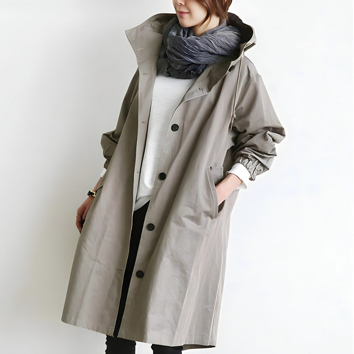 Fashionable women's autumn jacket, stylish and warm for daily wear. Chic outerwear with a comfortable fit.