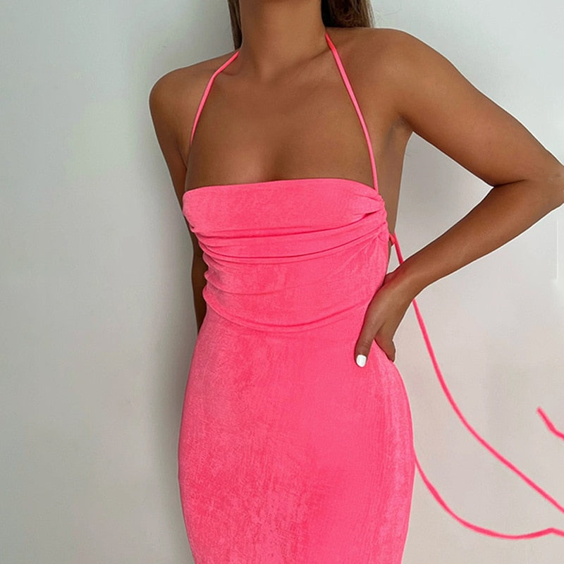 Elegant Fayen low back party dress, a figure-hugging long maxi for women's special occasions.