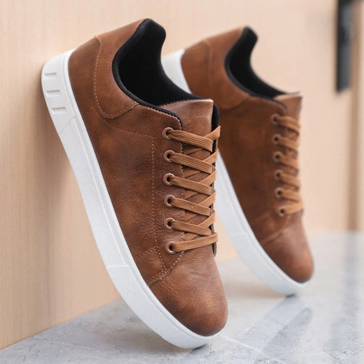 Modern men's smart casual trainers, designed for optimal everyday comfort & sophisticated style.