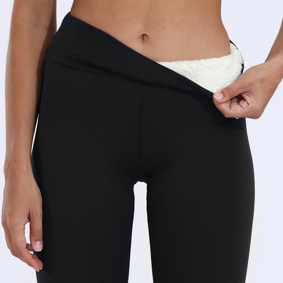 Women's warm pants featuring a plush fleece lining for cozying up in winter.