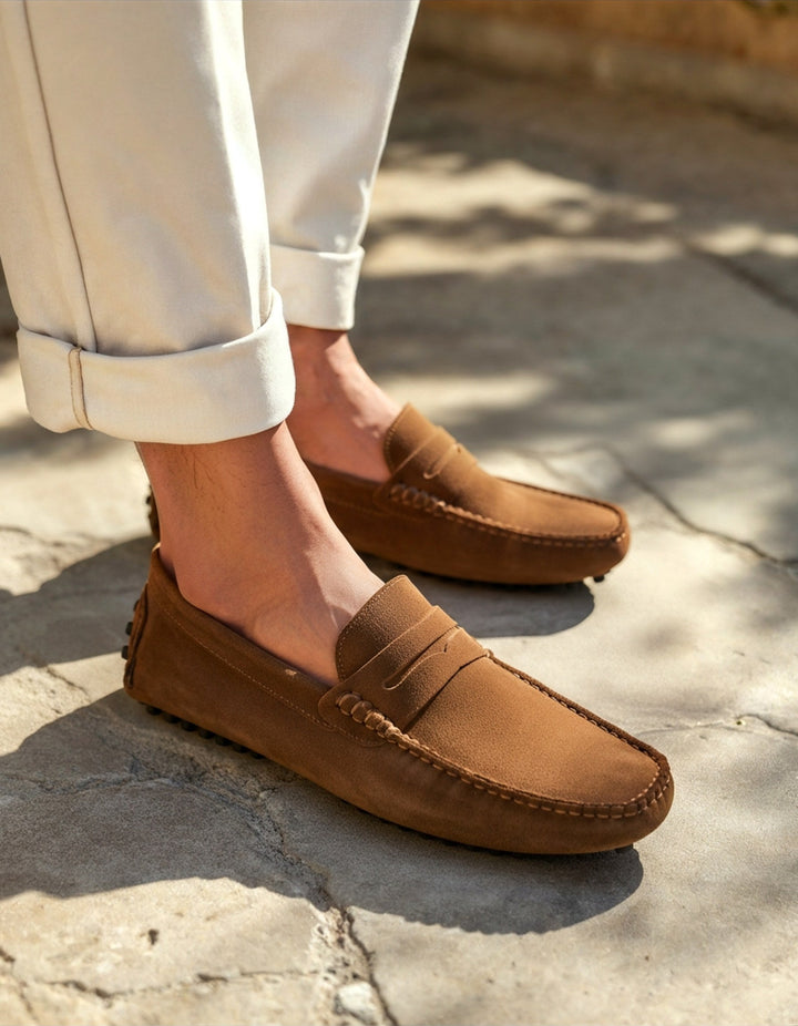Comfortable men's suede-effect slip-on loafers, a versatile choice for modern men's footwear.