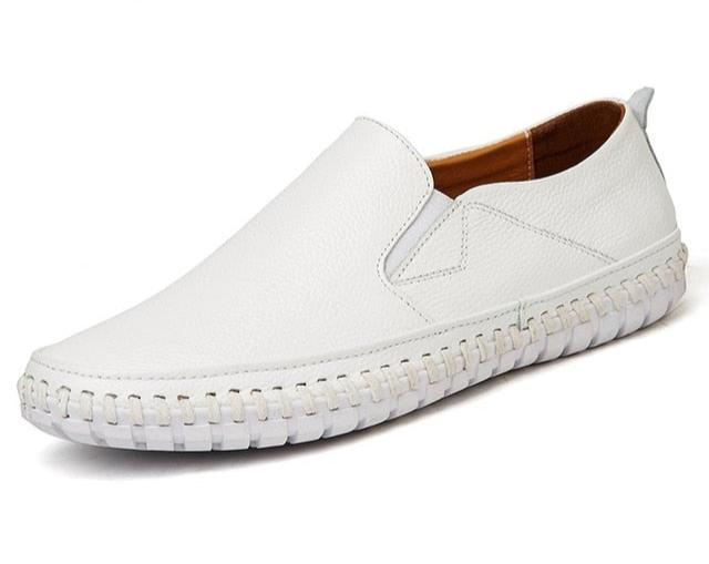 Men's stylish slip-on loafers featuring a flexible sole, stitched detail, and orthopedic comfort.
