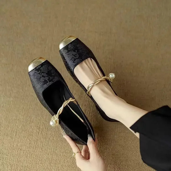 Fashionable women's vintage Mary Jane shoes, sophisticated pearl strap & block heel.