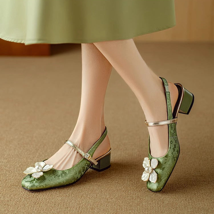 Versatile women's floral jacquard block-heel pumps. Elegant, comfortable for work or parties.