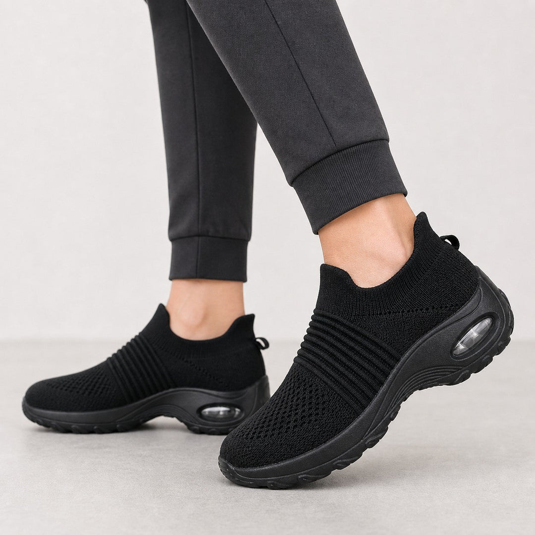 Women's Grace walking shoes, orthopedic foot support & flexible sole for all-day comfort.