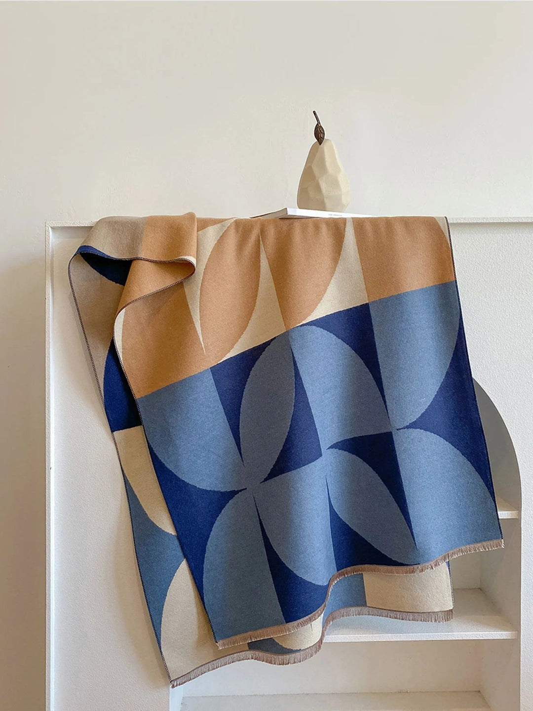 Versatile women's two-tone reversible cashmere scarf, a warm and chic everyday wrap.
