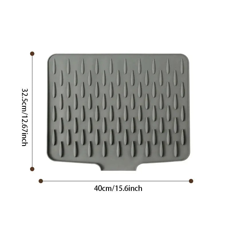 Durable silicone kitchen mat protects counters from water & heat. Non-slip surface ensures fast, hygienic dish drying.
