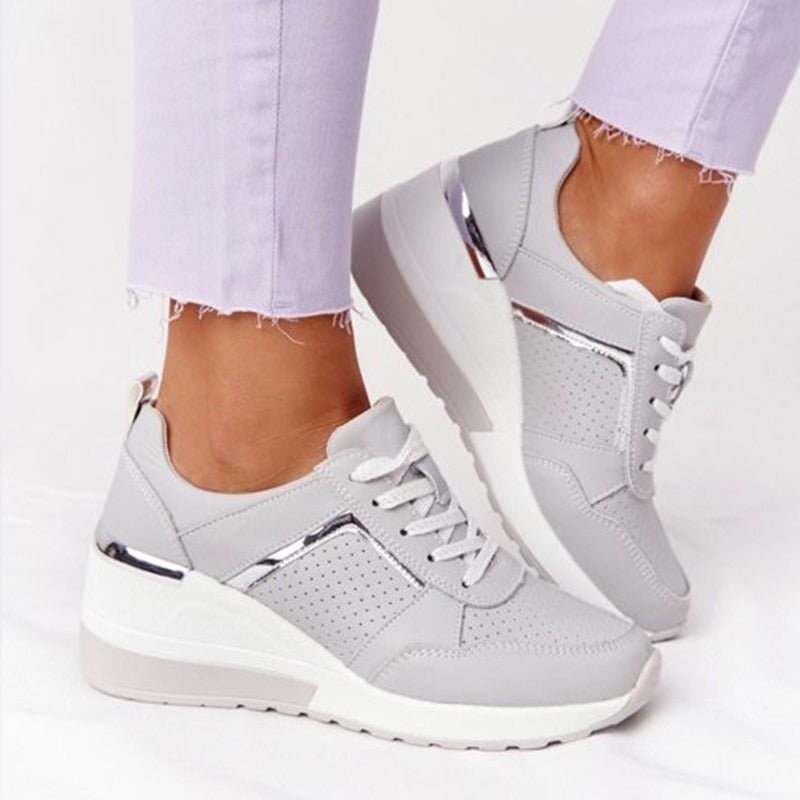 Chic Kristi women's orthopedic shoes blend fashion with comfort, providing essential arch support for foot health.