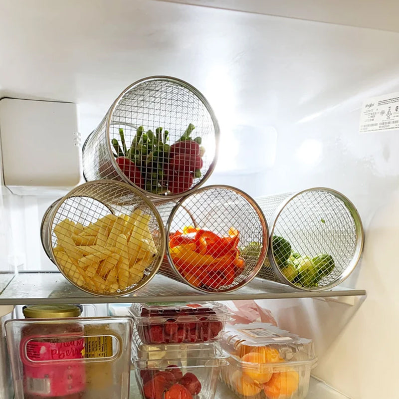 BBQ accessory: Rotating stainless steel grill basket ensures even cooking for all your vegetables and small cuts of meat.