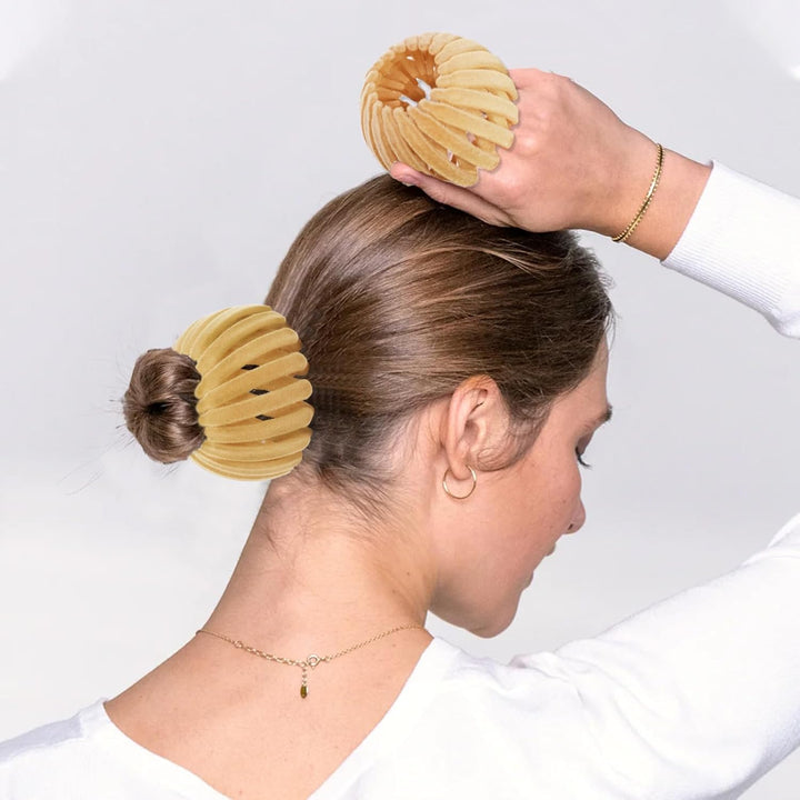 A set of 3 unique bird's nest hair clips, adding an elegant touch to any women's hairstyle.