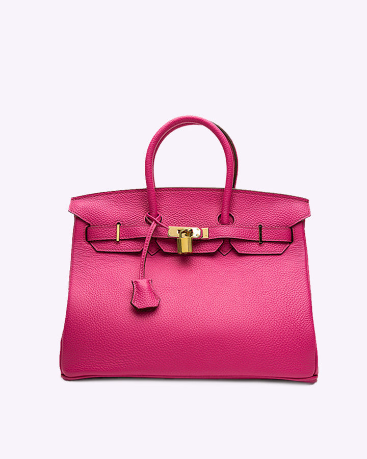 Fashionable women's shoulder bag, an elegant gift idea. Great organization for busy women's daily use.