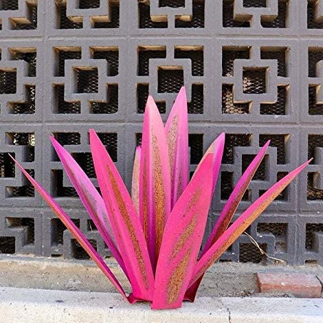 Elegant rust-proof metal garden art sculpture. Durable and weather resistant for outdoor display.