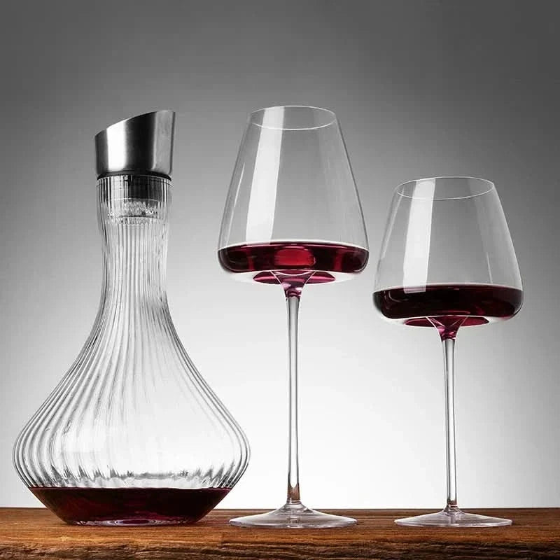Beautiful handmade crystal wine & champagne glass gift set, luxury drinkware for special occasions.