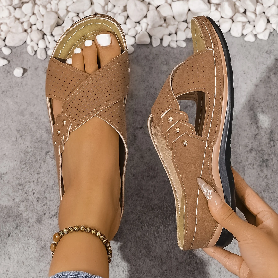 Summer women's wedge sandals, arch support, platform style, and fashionable crossover straps.