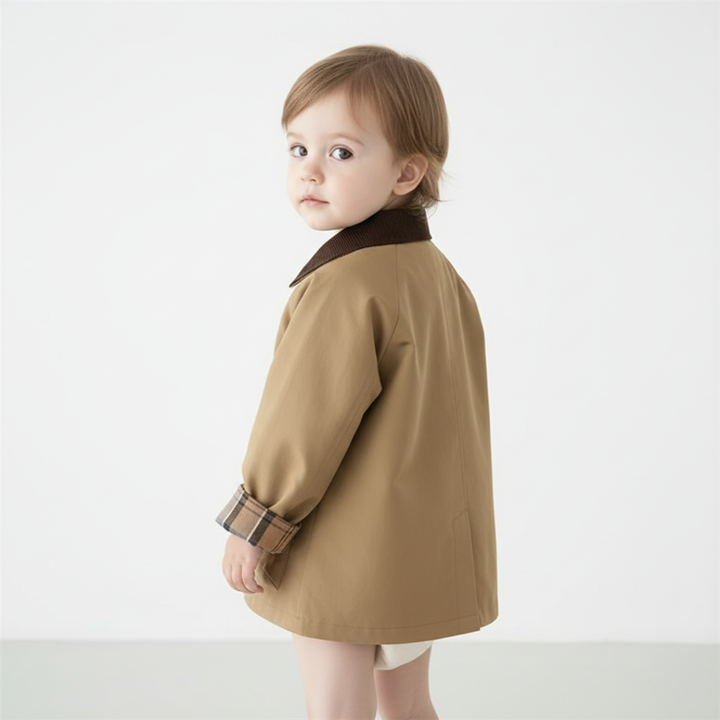 Kids outerwear: Boys' everyday jacket with stylish plaid cuffs. Ideal for spring & autumn fashion.