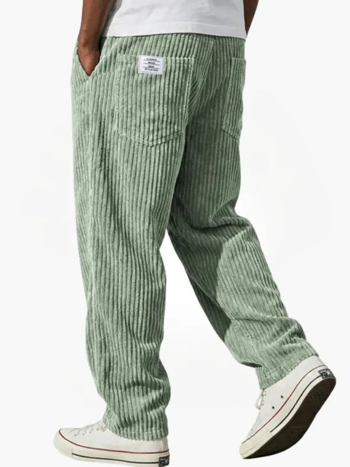Ribbed texture corduroy trousers for men, relaxed fit for a comfortable, classic look and feel.