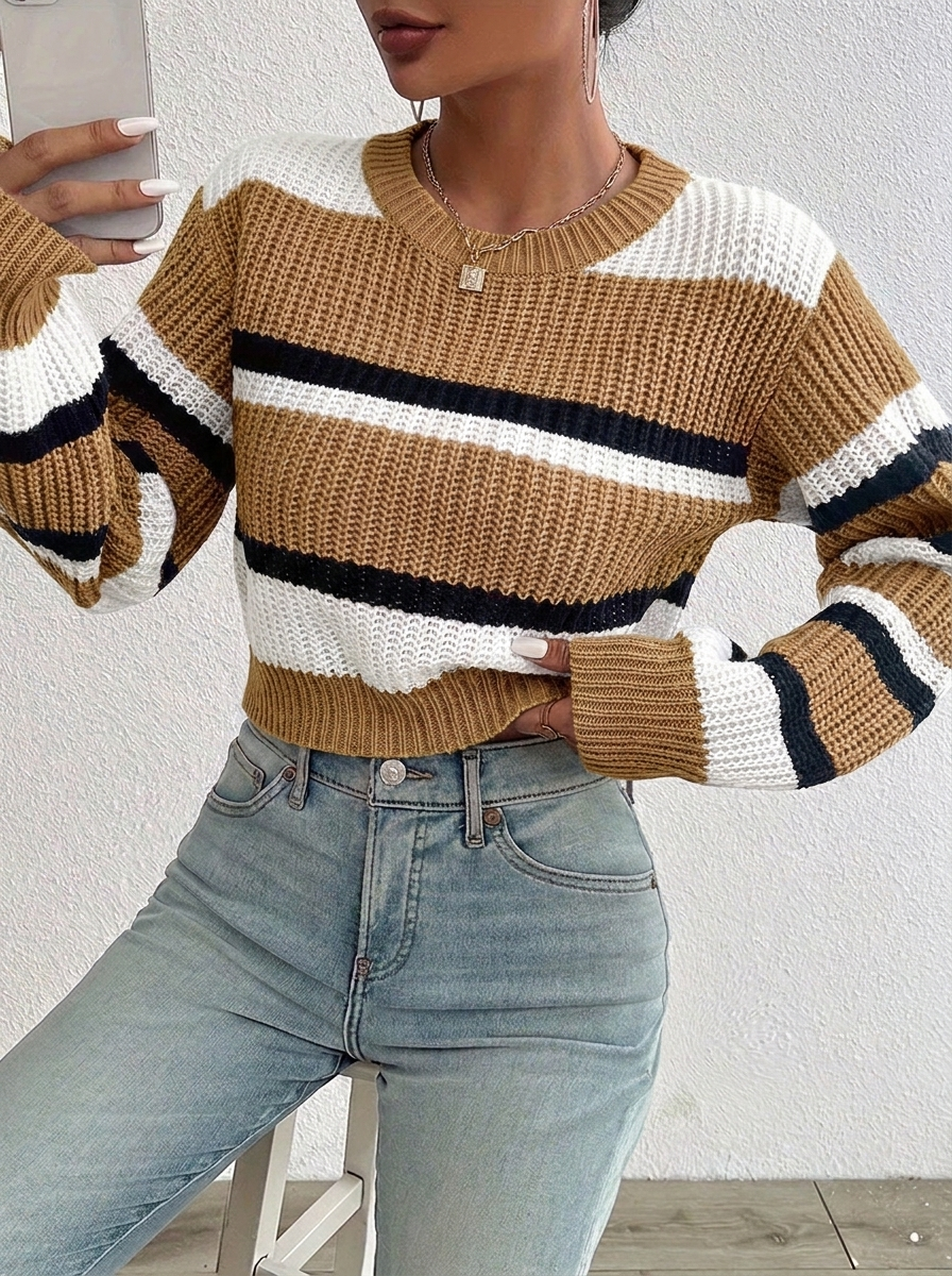 Effortless style: Women's striped cropped knit sweater, a versatile casual top for fall & winter.