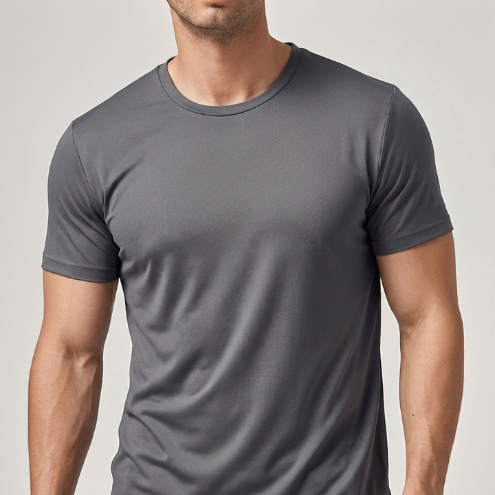 Comfortable & stylish men's solid short sleeve t-shirt with a classic crew neck.