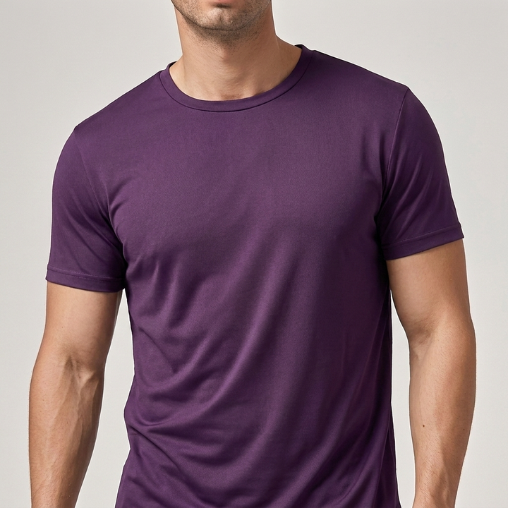 Comfortable men's crew neck t-shirt, short sleeve, solid hue, perfect for daily outfits.