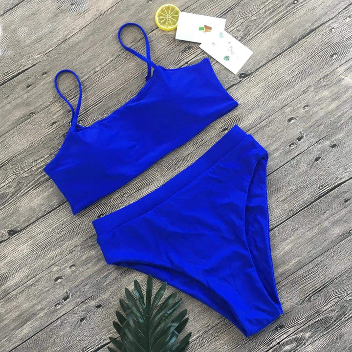Essential summer fashion: Women's high-waisted padded bikini swimsuit set, perfect for stylish beach & poolside days.