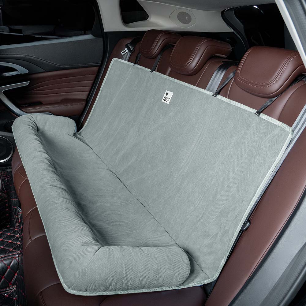 Secure dog car seat cover & bed, ensures comfortable, safe rides for your pet.