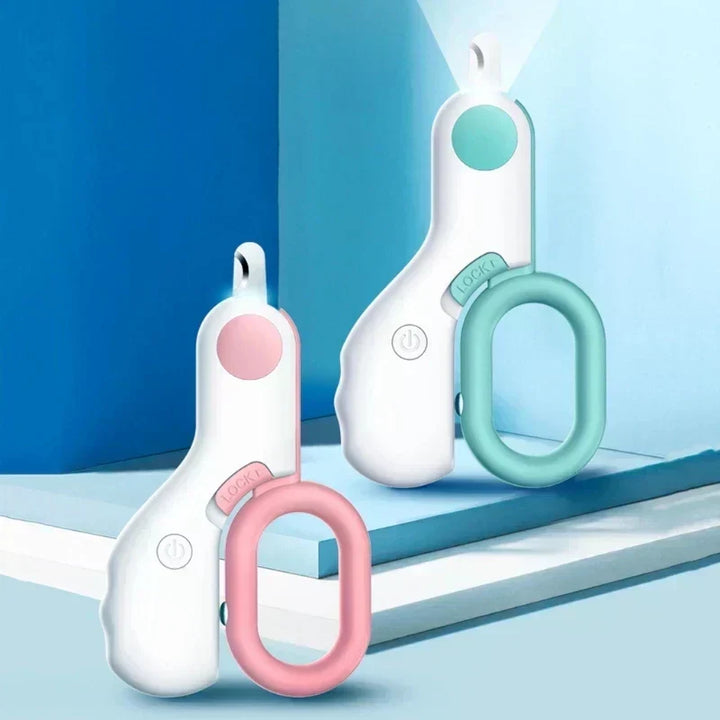 Ergonomic pet nail clippers with bright LED for precise dog & cat claw trimming.