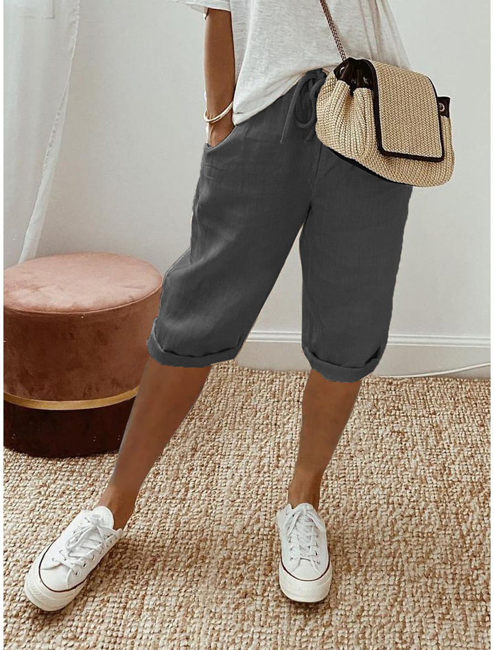 Women's Relaxed Capri Pants