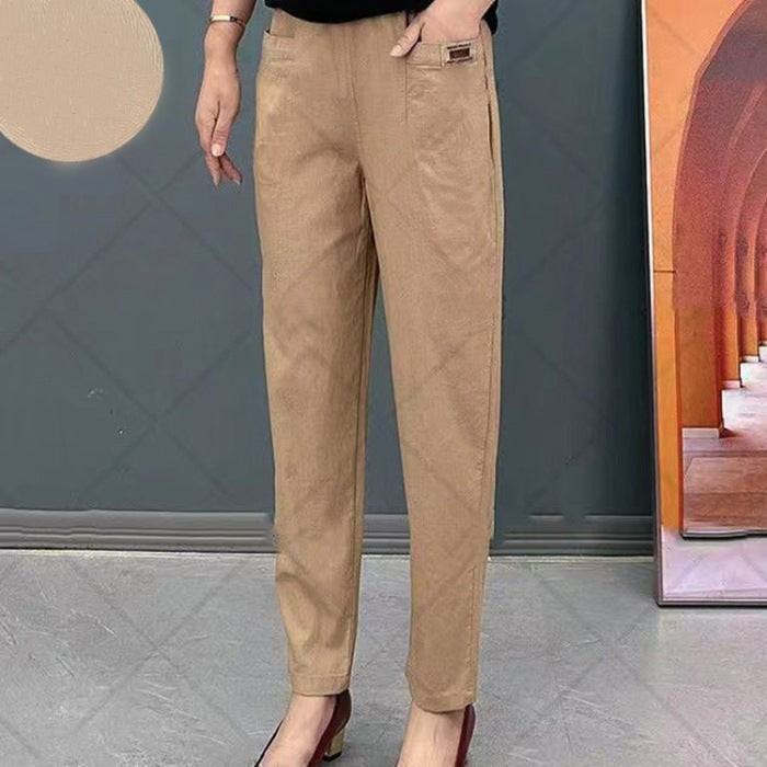 Versatile women's straight leg pants with a relaxed fit, perfect for casual and everyday style.