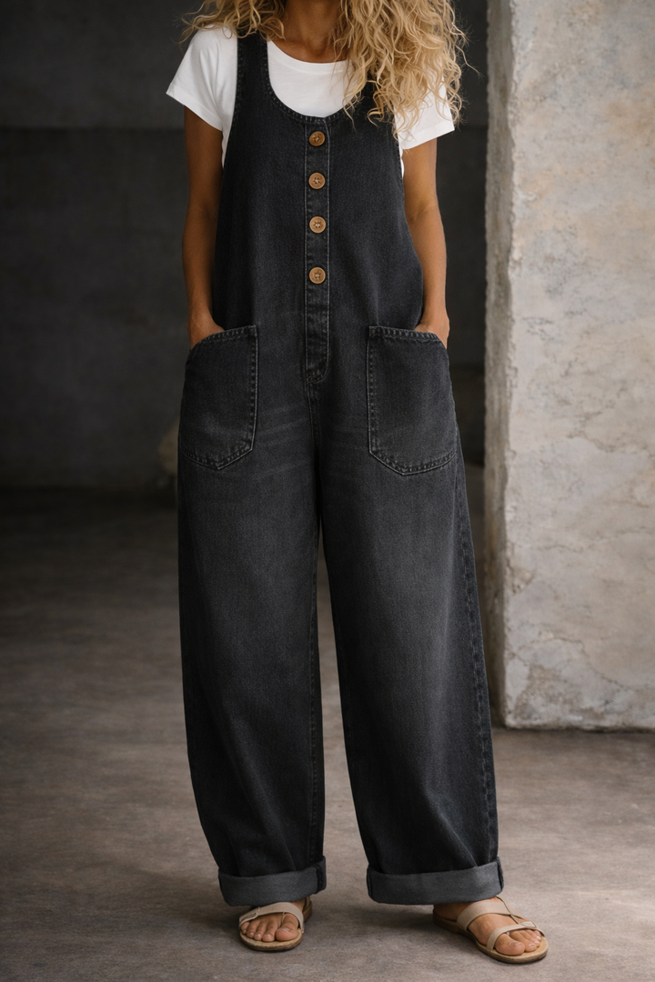 Effortless women's wide leg sleeveless denim jumpsuit. Perfect for relaxed casual summer outfits.