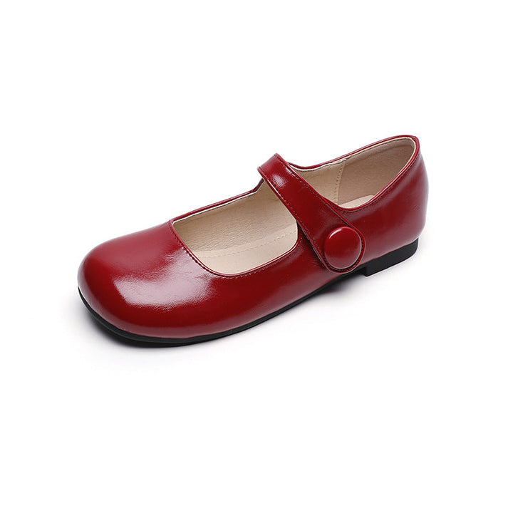 Everyday women's round toe Mary Jane flats. Comfortable, classic style with an adjustable strap for a perfect fit.