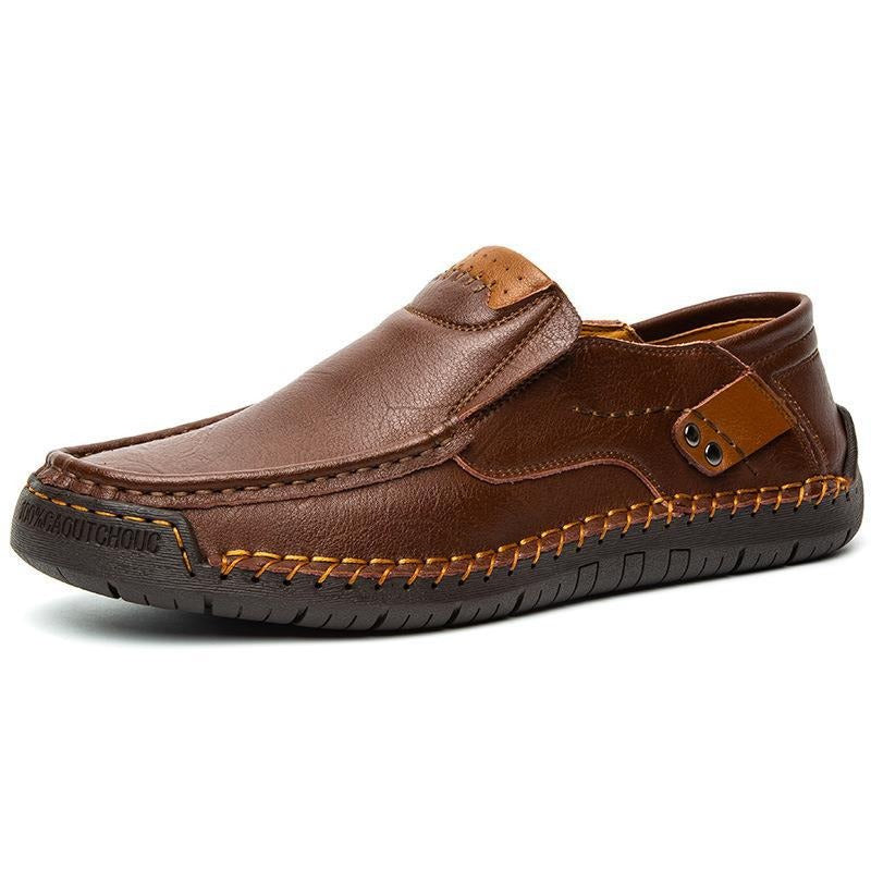 Easy slip-on men's loafers with advanced orthopedic comfort, perfect for long hours and versatile styling.