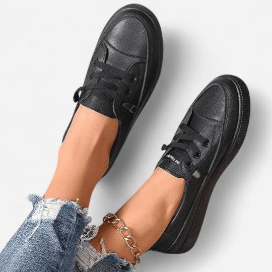 Versatile women's orthopedic walking shoes, offering superior support & cushioned comfort for daily use.