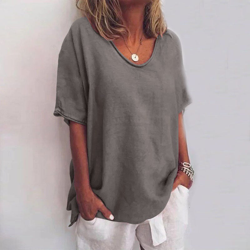 Versatile women's summer blouse, comfortable loose fit top for breathable casual wear and relaxed everyday style.