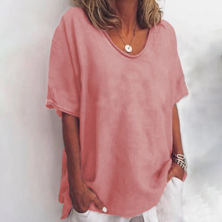 Comfortable and elegant women's fashion blouse, breathable fabric
