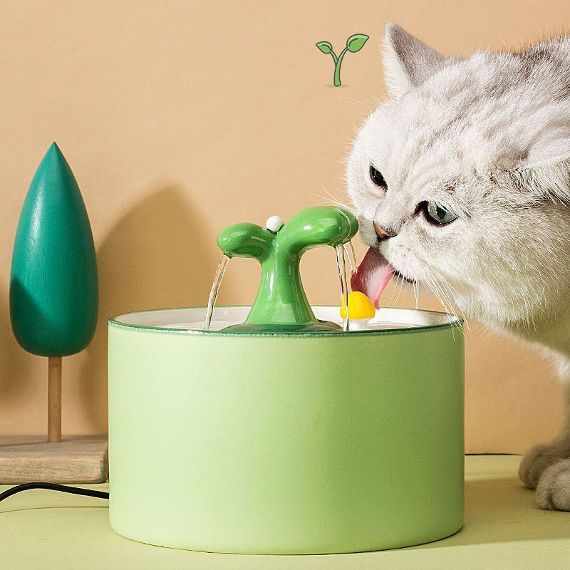 Automatic cat fountain made of silent ceramic, promoting pet wellness with continuous fresh, filtered water.