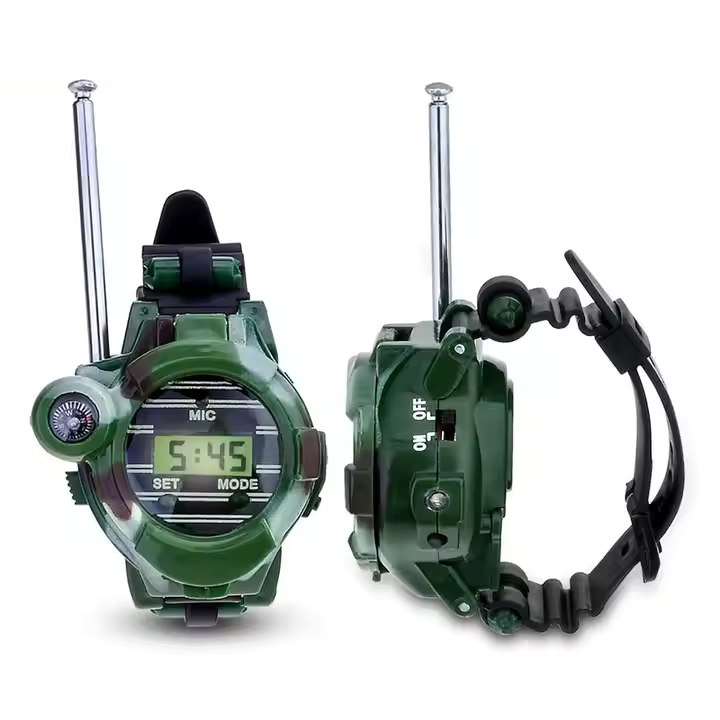 Young explorer's camouflage 7-in-1 walkie-talkie watch. Perfect children's gift for outdoor adventure & communication.