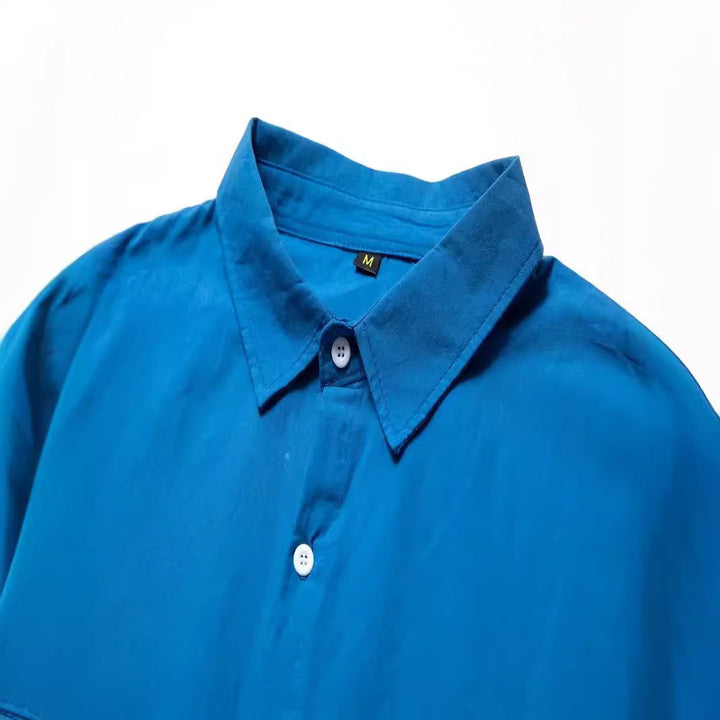 Stylish men's relaxed fit long sleeve button-down shirt, perfect for versatile casual outfits.