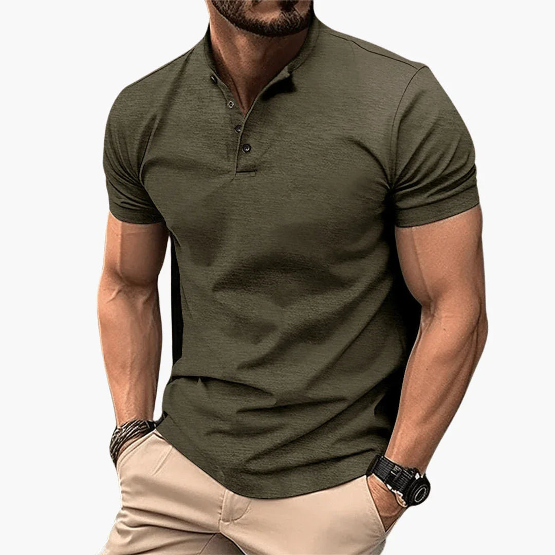 Men's sophisticated short sleeve shirt with button placket, perfect for smart casual summer wear.