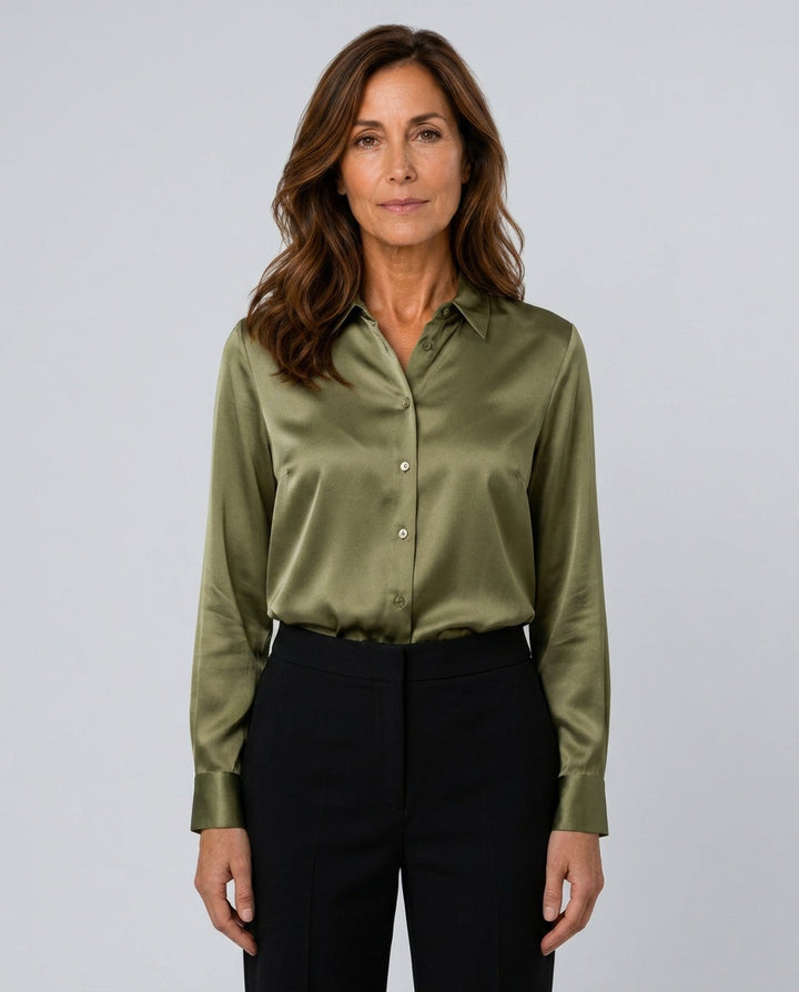 Elegant women's button-up blouse for effortless style & professional office wear.