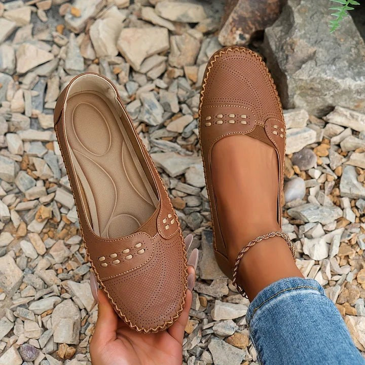 Elegant women's comfort flats with superior arch support & cushioning, perfect for all-day wear and pain relief.