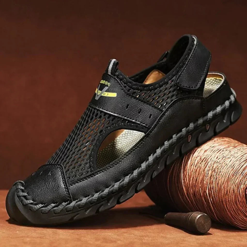 Comfortable men's orthopedic sandals, great for sports & walking. Features arch support & adjustable straps for active men.