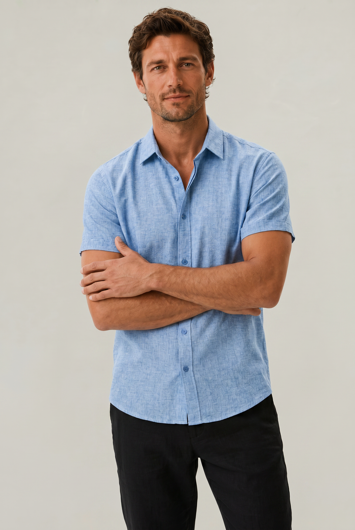 Modern men's textured short sleeve shirt, offering a stylish and relaxed fit for various occasions.