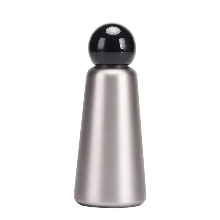 Hydration solution: leakproof stainless steel water bottle, keeps drinks refreshingly cold.